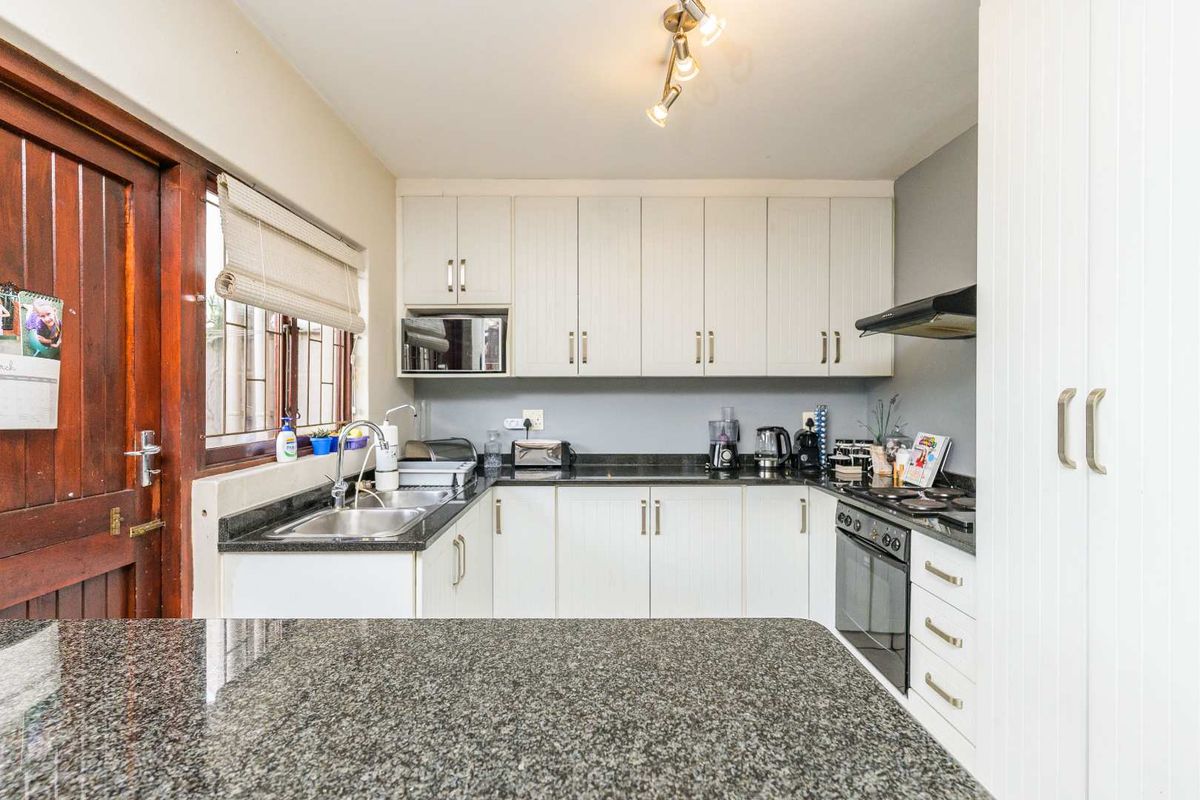 Hendra Estates - NEW TO MARKET! Lovely, Pet-Friendly Duplex For Sale In Umgeni Park - Photo 5