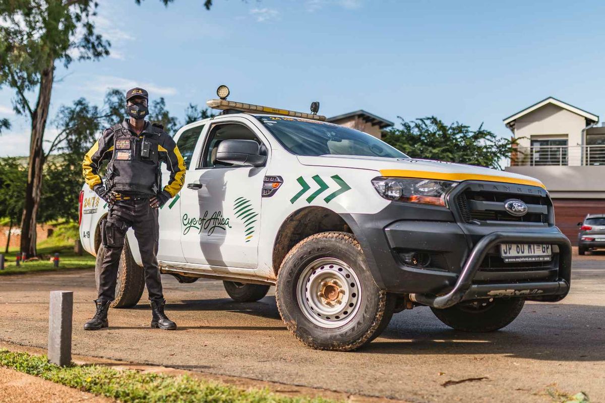 As a resident, you're not just living, you're embracing a lifestyle of adventure, serenity, and unparalleled luxury. - Photo 2