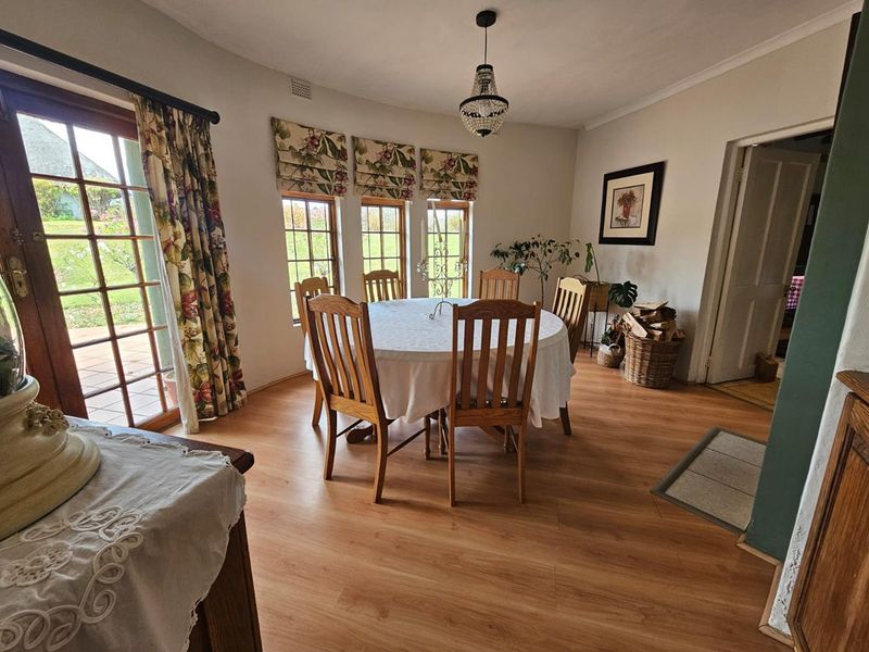Grand Drakensberg Manor with Guest Lodge Rights & Spectacular Mountain Views – Rosetta, Giants View Estate - Photo 7