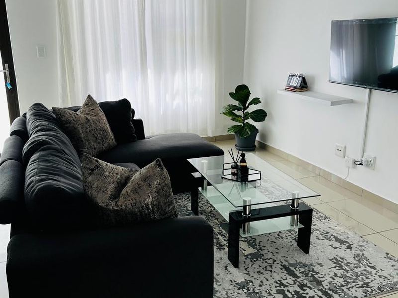 🌟Elegant 3-Bedroom Apartment in Academia – Don’t Miss Out! - Photo 6
