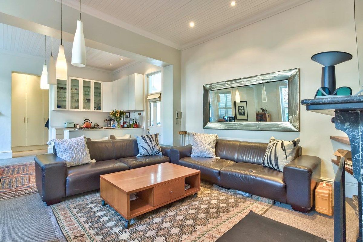 A TRUE GEM IN THE HEART OF GREEN POINT - Photo 4