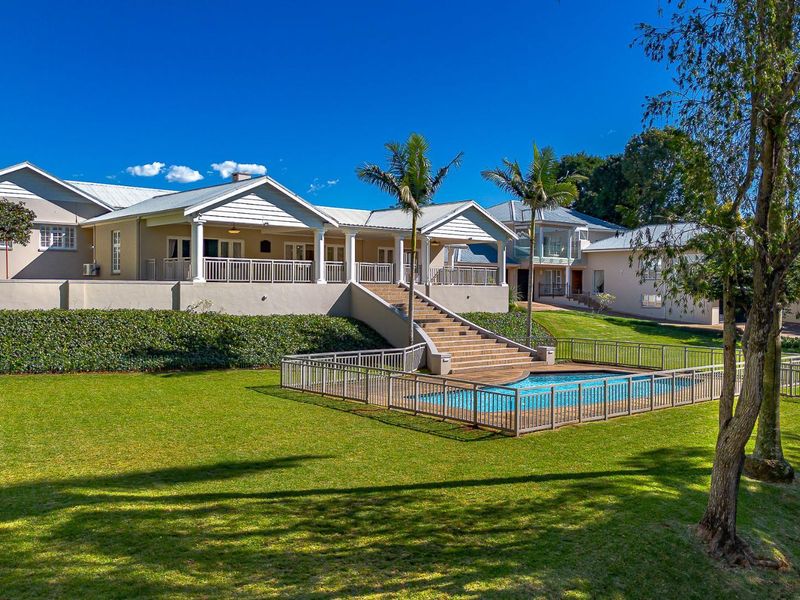 A RARE PRIVATE ESTATE IN THE HEART OF KLOOF! - Photo 1