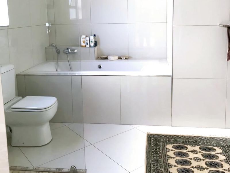 3 Bedroom Townhouse For Sale in Ludwigsdorf - Photo 8