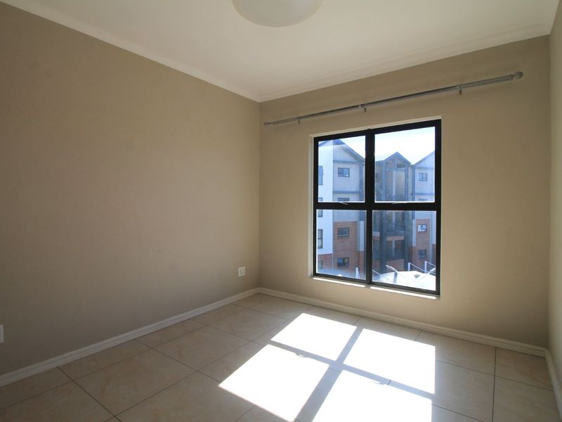 Spacious living at its best ! - Photo 8