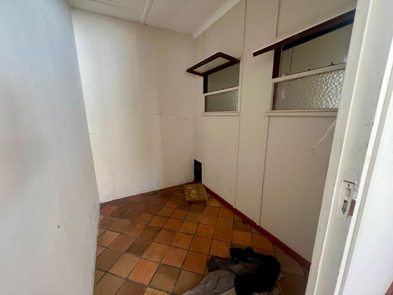 FOR SALE: 4 BEDROOMS AND 1 FLATLET FOR SALE IN VINETA SWAKOPMUND, NAMIBIA - Photo 6