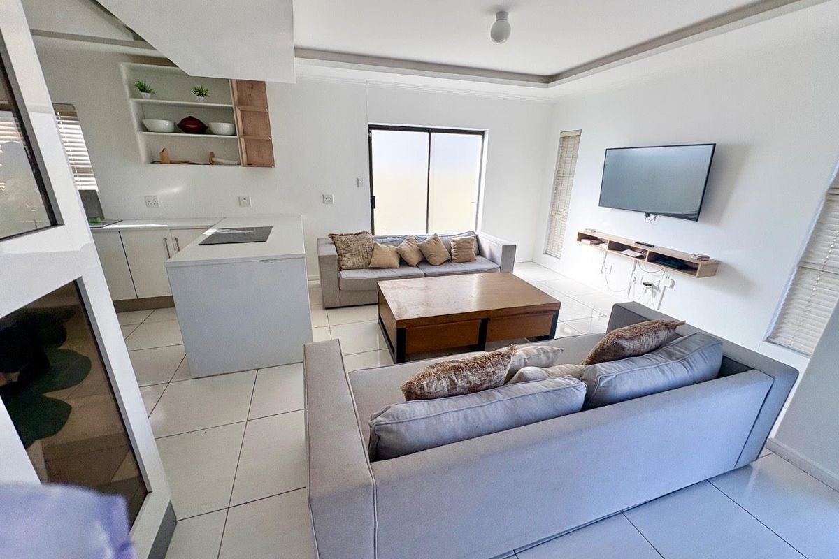 2 Bedrooms House To Rent in Dolphin Beach - Photo 4