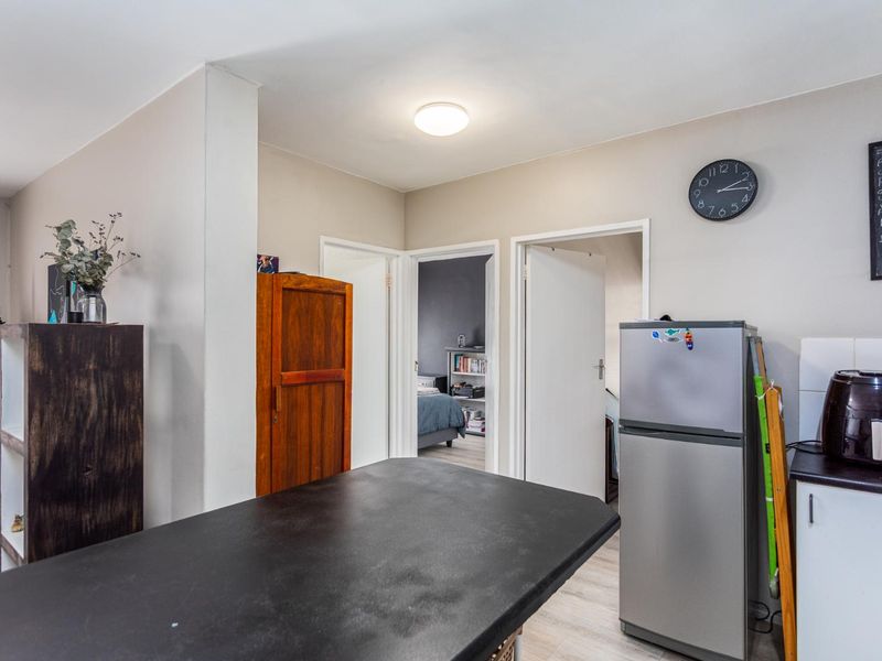 Modern Two Bedroom Ground-Floor Living in the Heart of Durbanville - Photo 8