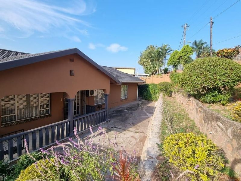 4 Bedroom House for sale Shallcross - Photo 1