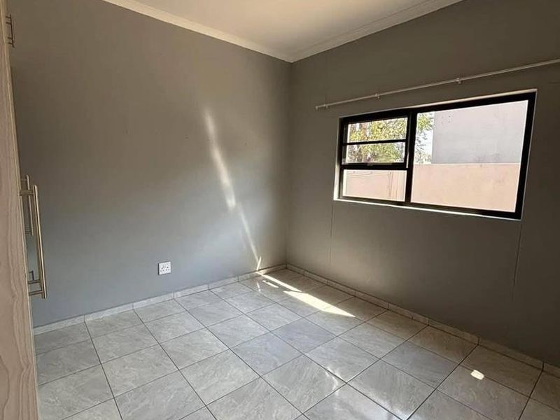 3 Bedroom Townhouse For Sale in Okahandja - Photo 6