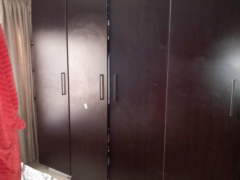 Family-Friendly - Photo 8