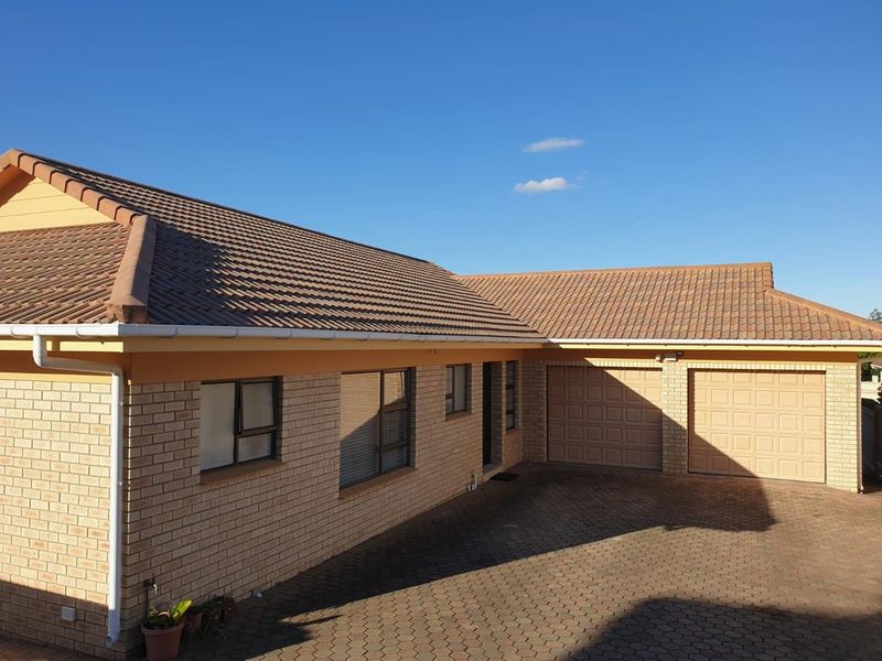 3 Bedroom House for Sale in Fijnbosch Park - Photo 2
