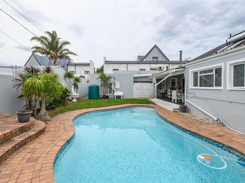MILL PARK | ESTABLISHED AIRBNB + RENOVATED FLAT | - Photo 8