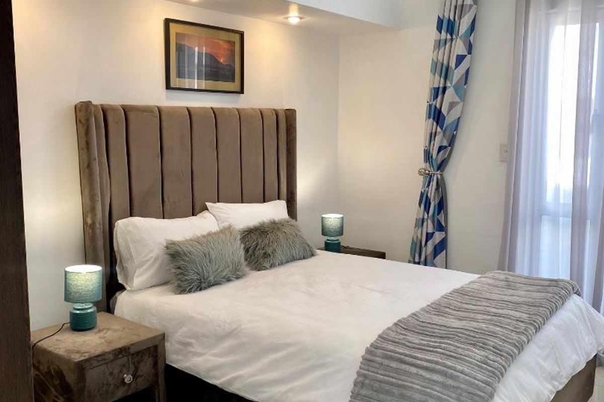 Fully furnished - Photo 2