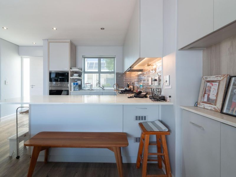 Luxurious, comfortable and convenient Retirement living - Photo 8