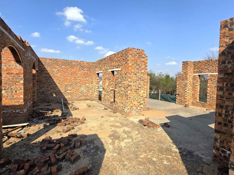 Half Built Double Story House in Beau Rivage Estate d Afrique - Photo 7