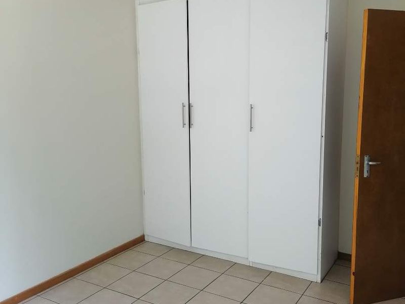2 Bedroom to rent in Hatfield - Photo 8