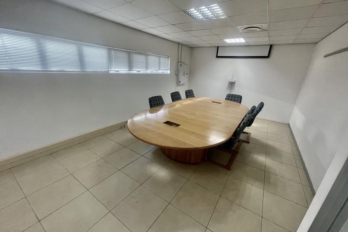 Hendra - 375 sqm Prime Office Space for Immediate Rental | Riverhorse Valley - Photo 3