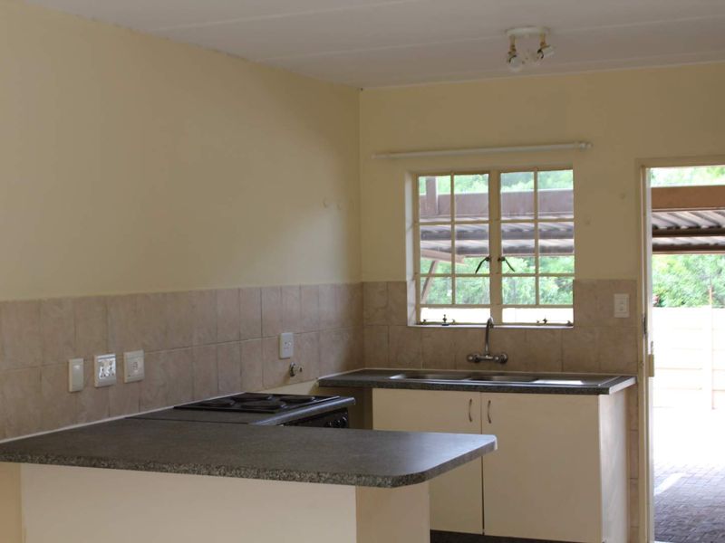 Apartment to rent  - Lock up and go unit - Photo 5