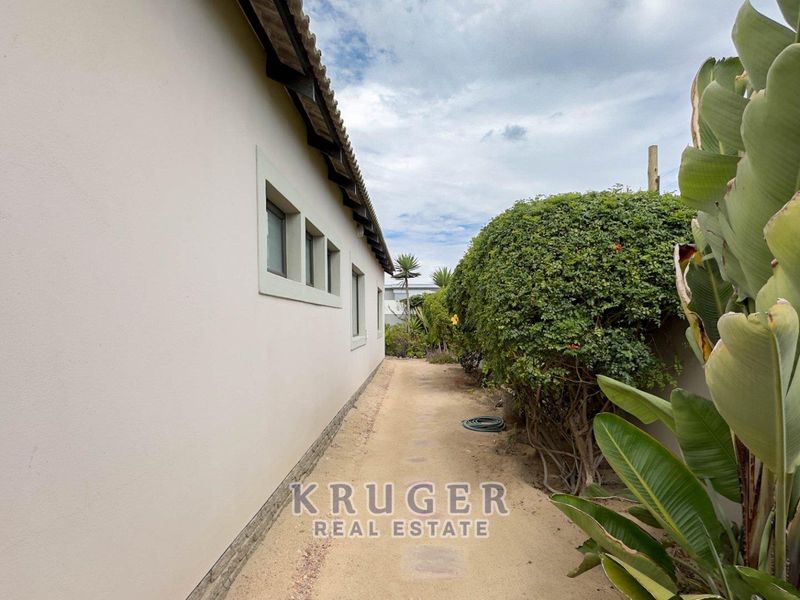 3-BEDROOM HOUSE FOR SALE IN SWAKOPMUND – EXTENSION 15 - Photo 6