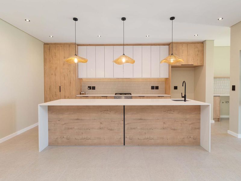 Brand New Home in Sandown - Photo 2