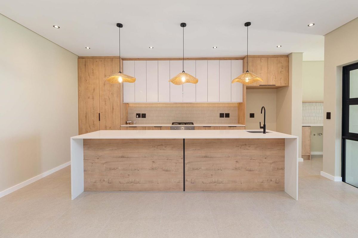Brand New Home in Sandown - Photo 2
