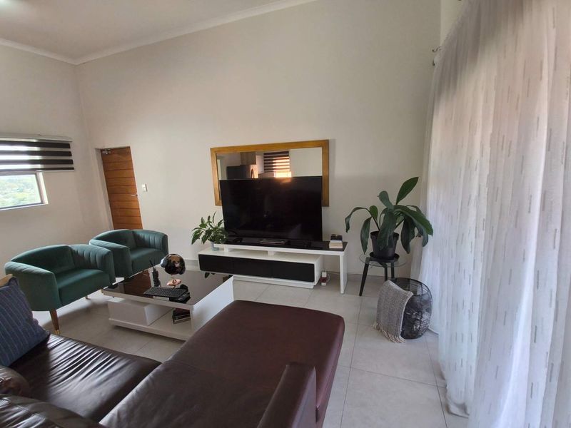 Immaculate 2 Bed 2 bath Apartment  in Founders Hill - Photo 5