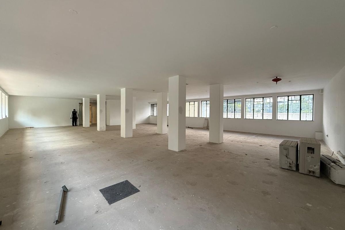 Prime Office Space Available for Lease at Hyde Park Corner - Photo 3