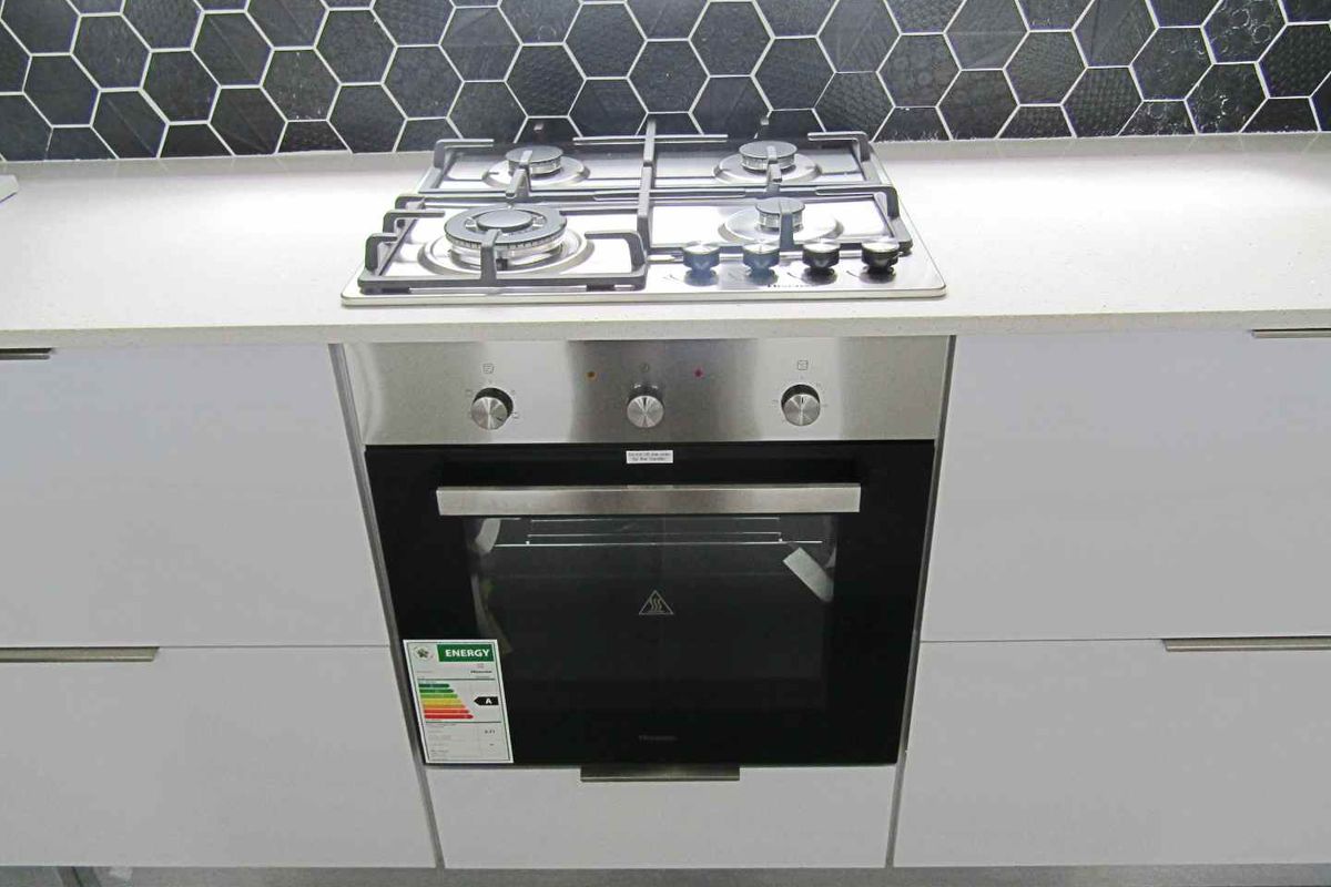 Nearly complete and looking for its owner - Photo 4