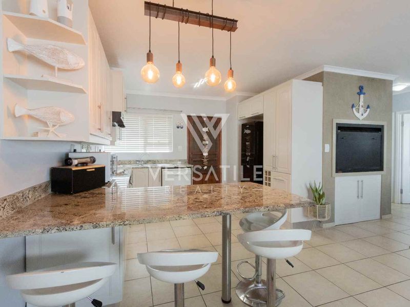 Townhouse For Sale - Photo 5