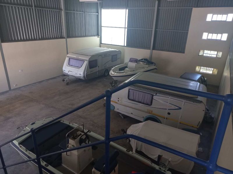 Warehouse in secure Business Park - Available immediately! - Photo 9