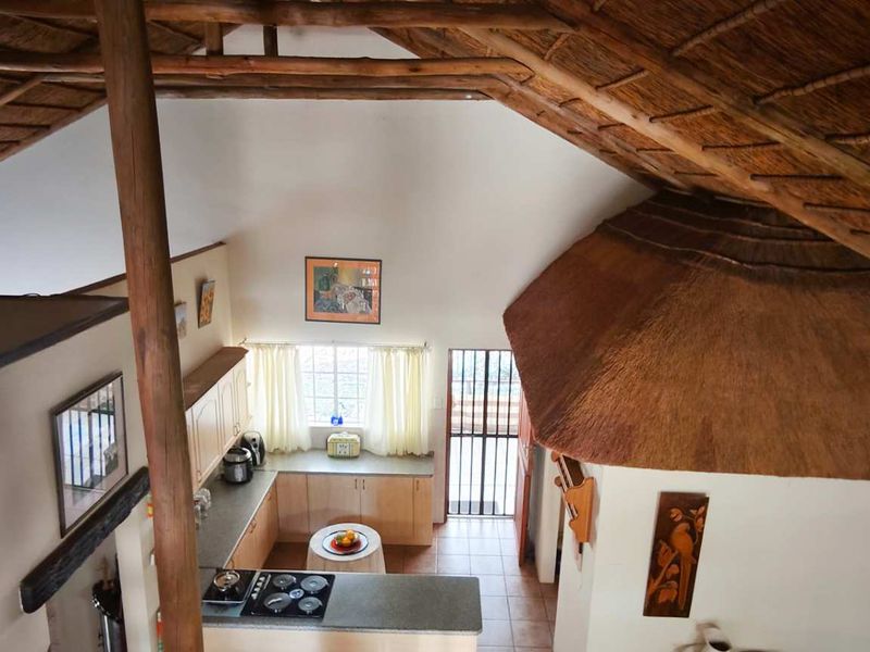Serene Green Belt Views from This Lovely 3-Bed Home - Photo 9