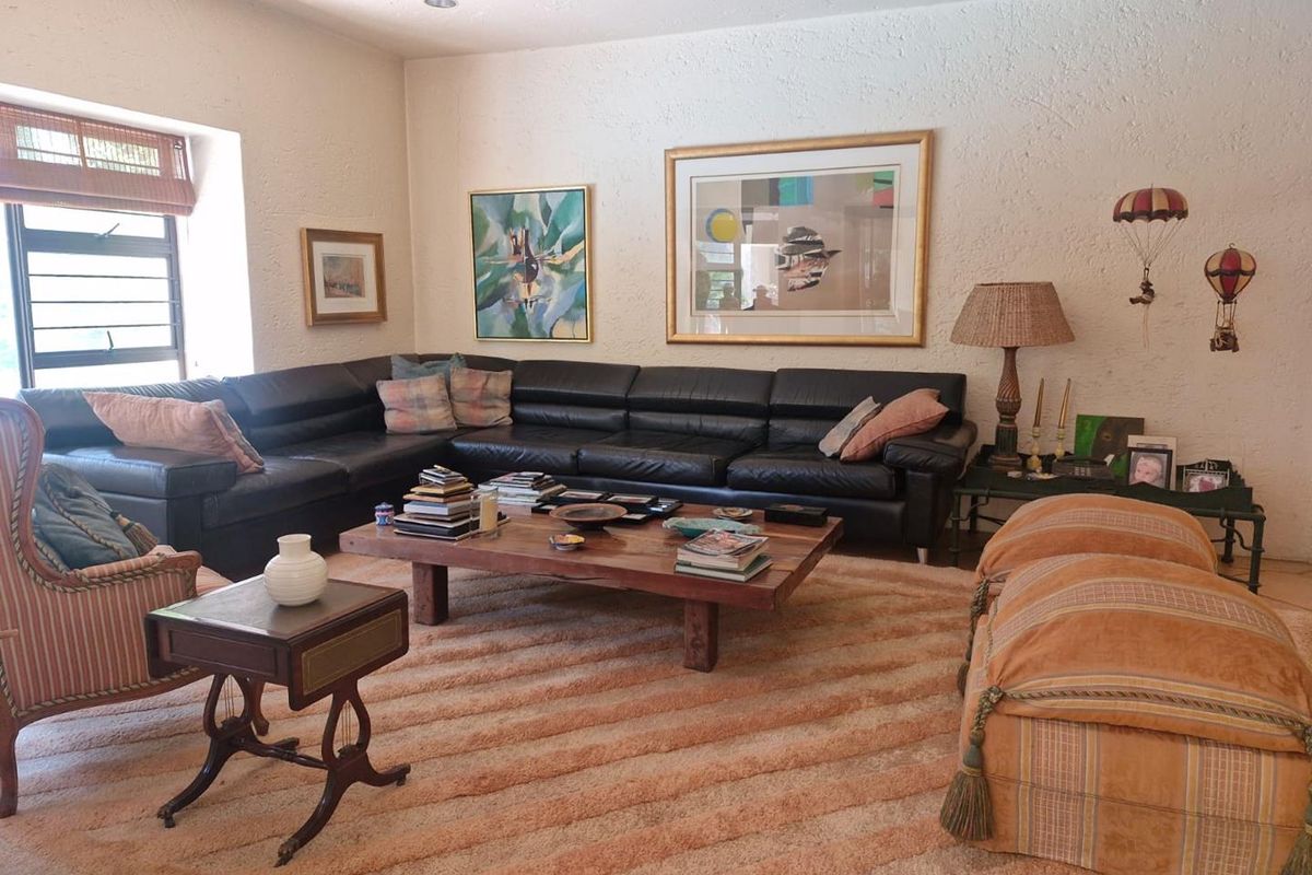 3 Bedroom simplex Cluster in small intimate complex on prestigious west road south - Photo 4