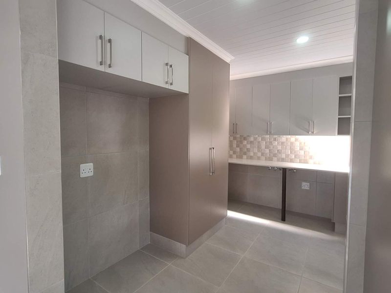 3 Bedroom Newly Built Duet for sale in Dana Bay - Photo 9