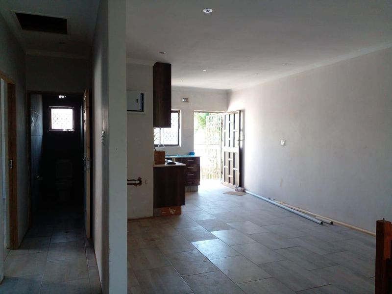 BUSINESS PREMISES FOR OFFICE - Photo 4