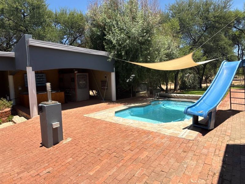 Two adjoining portions — sold together only (not sold separately). (±35 km South of Windhoek) - Photo 6