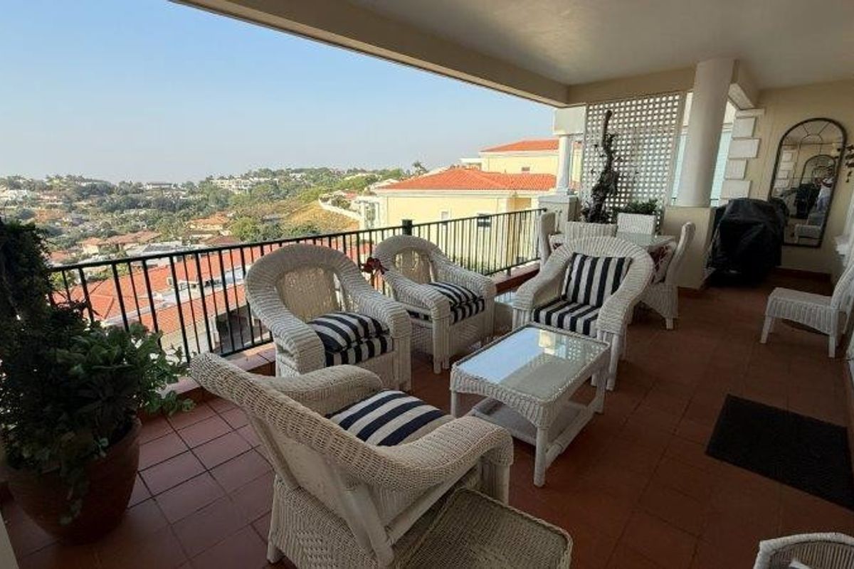 Modern, 3 Bedroom Apartment in Sought-After La Palma Terraces, La Lucia - Photo 3