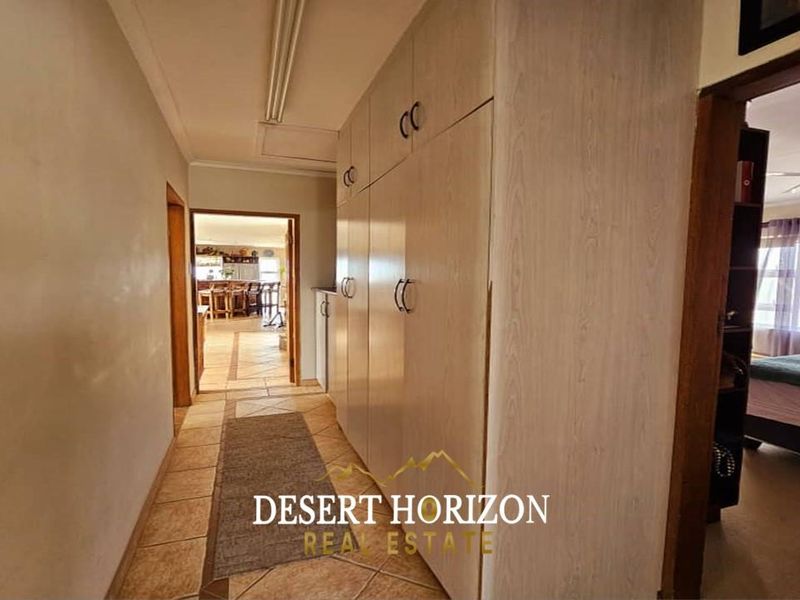 Erongo ,Hentiers Bay | Coastal Home for sale - Photo 4