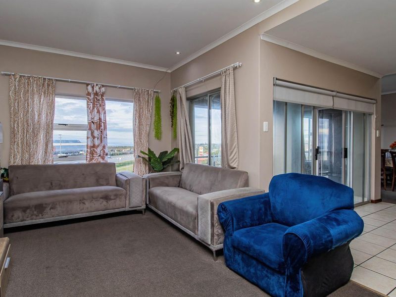 Spacious loft unit in a popular complex in the heart of Heiderand. - Photo 3