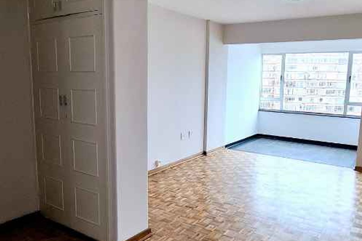 **Stunning Gem with Exclusive Amenities in Prime Location!** - Photo 3