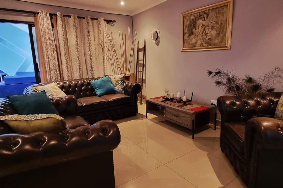 Dorado park 4 bedroom house - Photo 4