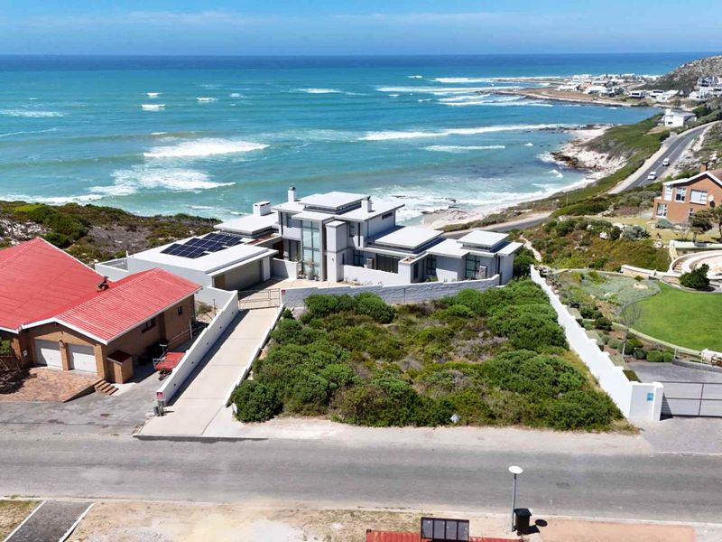 VACANT LAND - Minutes from the sea - Photo 6