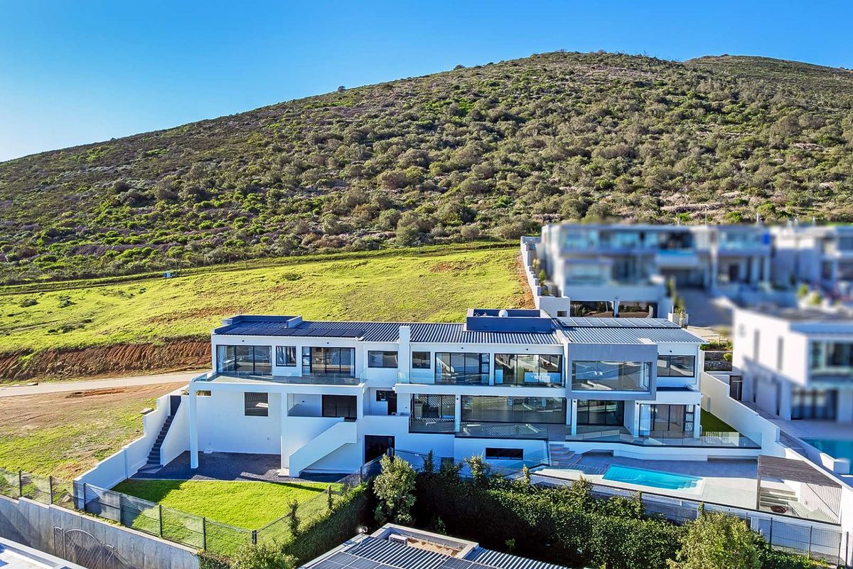 Experience a home that sets a new benchmark for luxury living. - Photo 2