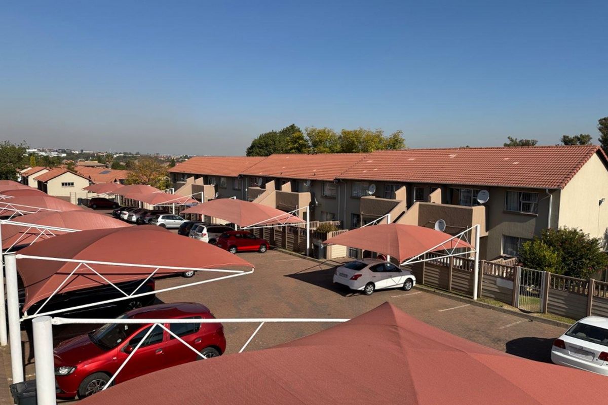 Timeless! Spacious! This one has it all! - Photo 2