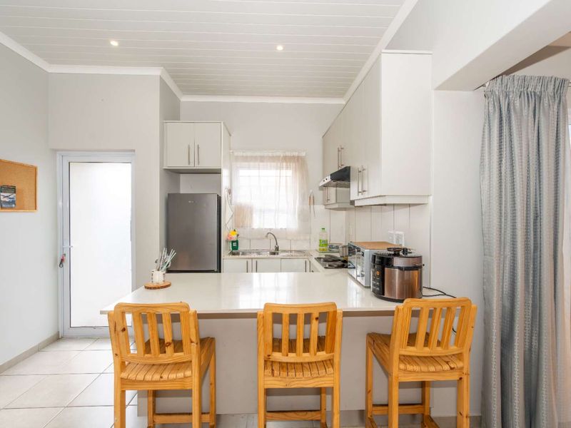 2 Bedroom Townhouse in Laguna Sands, Langebaan - Photo 5