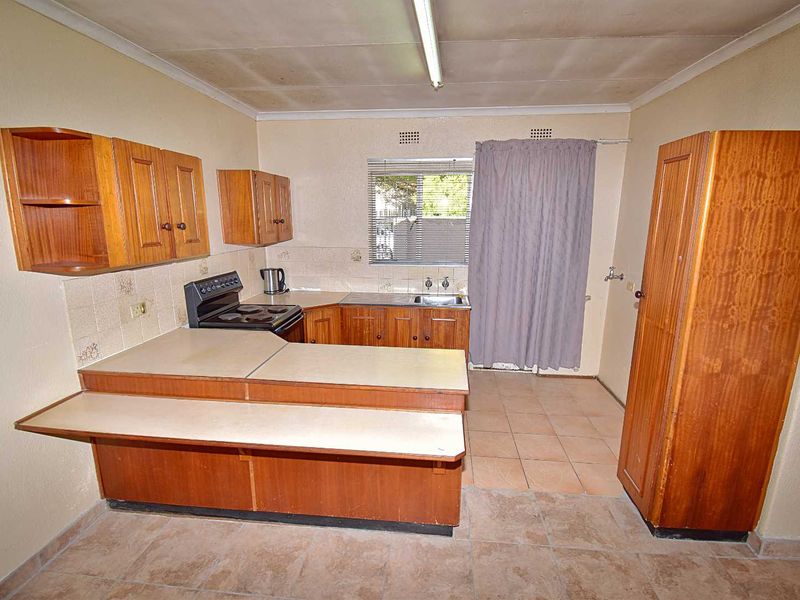 Starter Home on a Large Stand - Photo 10