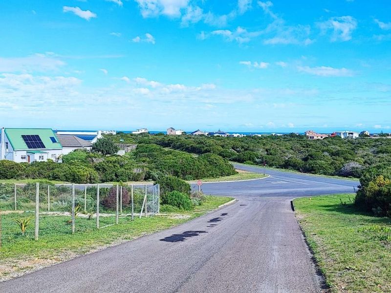 Escape to Coastal Bliss - Vacant Land in Franskraal with distant sea views! - Photo 5