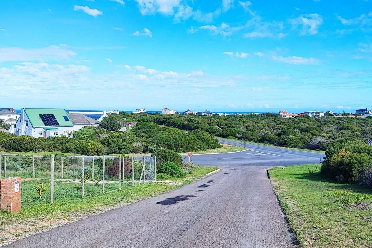 Escape to Coastal Bliss - Vacant Land in Franskraal with distant sea views! - Photo 5