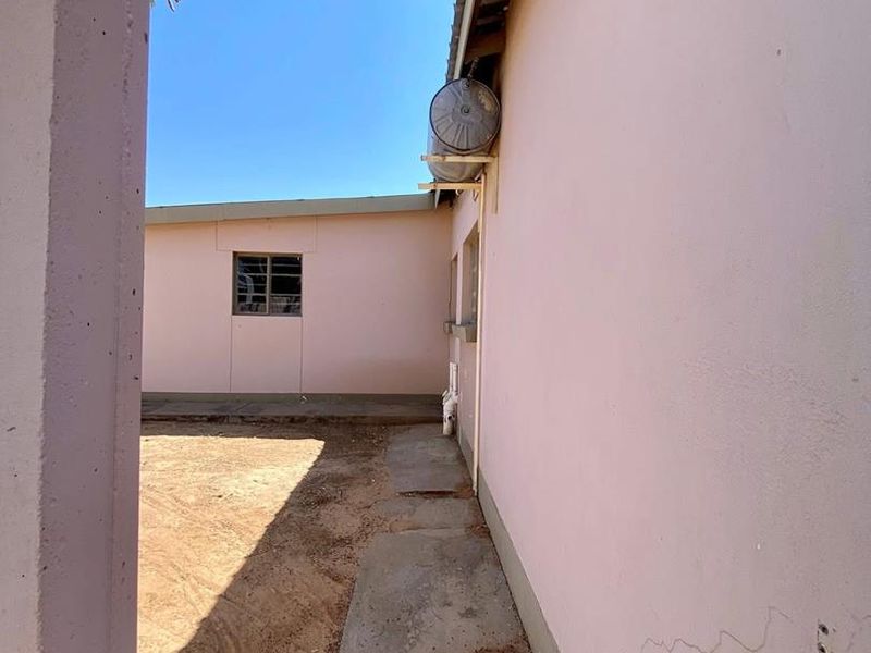 House for sale in Rundu - Photo 10