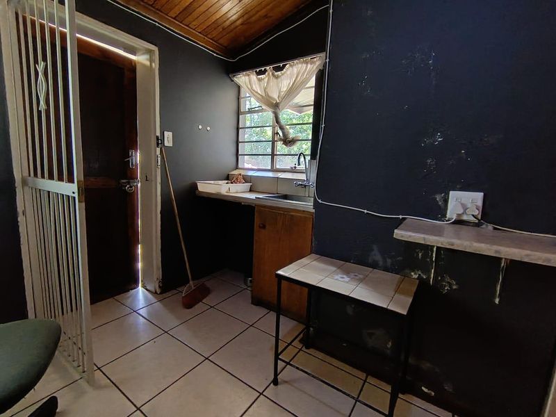 Prime Student Housing: 8 Beds Near University - Photo 8