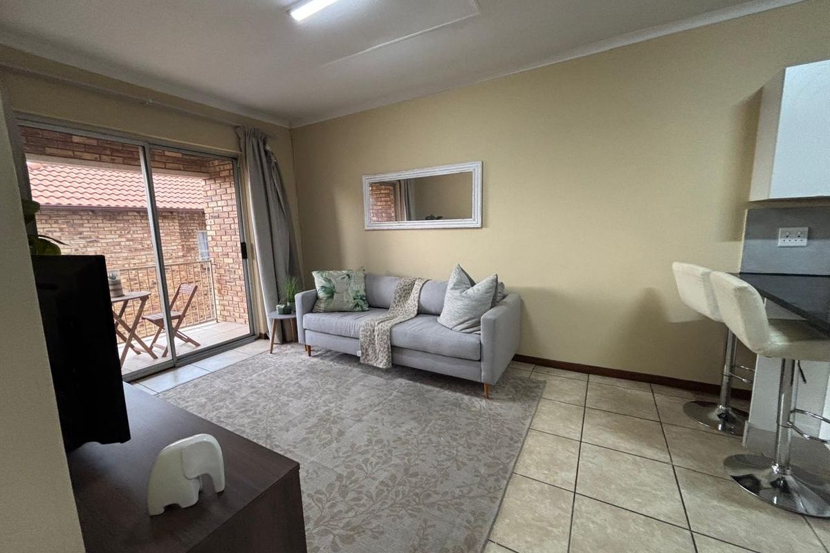 2 Bedroom Townhouse For sale in Elandspark - Photo 3